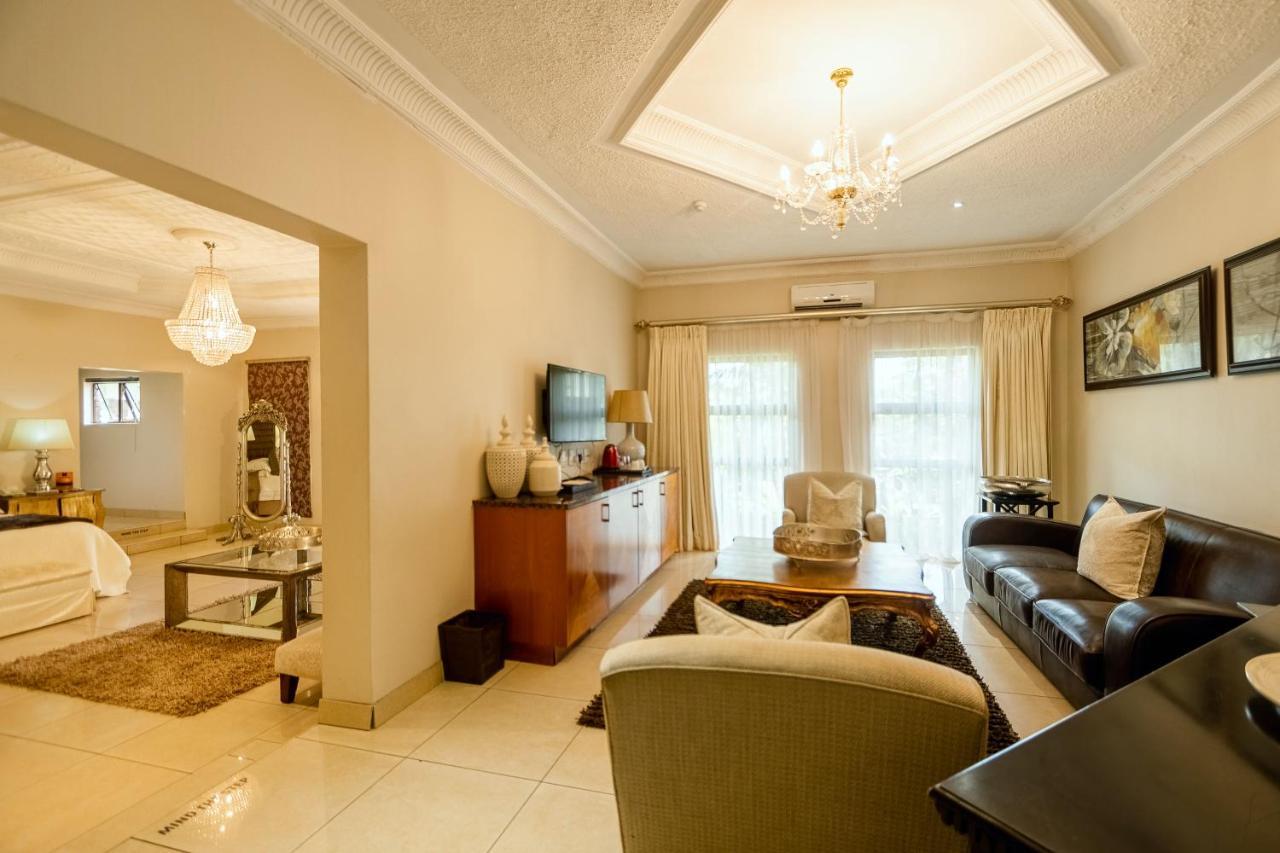 The Deluxe Hotel Victoria Falls